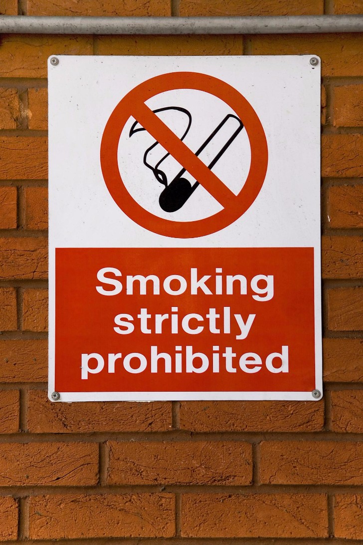 HUD Plans to Enforce Smoking Ban
